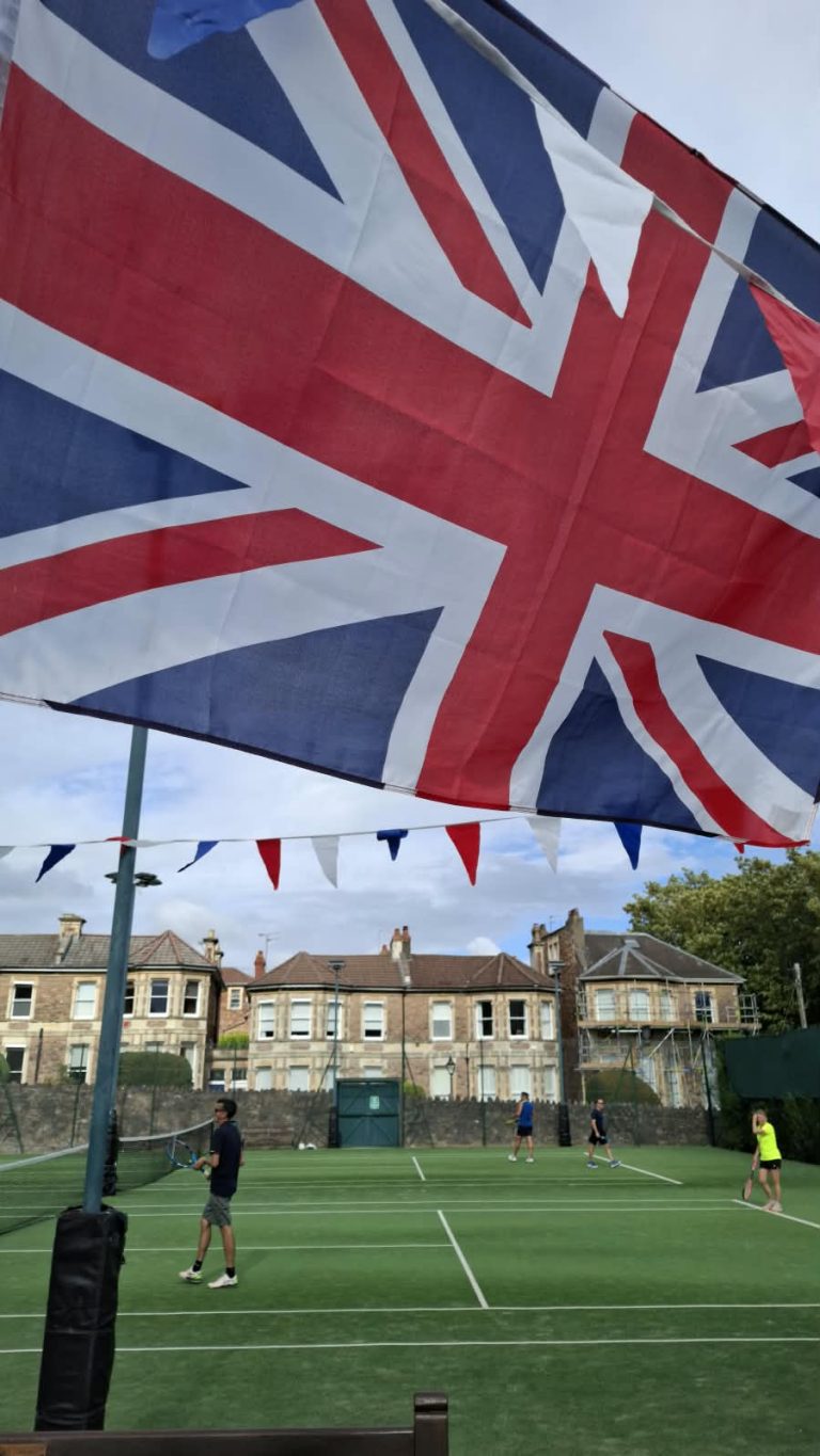 Tennis and flag